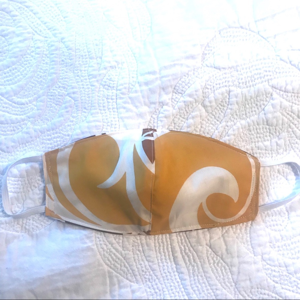 Made in Hawaii Full coverage Large face mask😷 - Picture 3 of 6